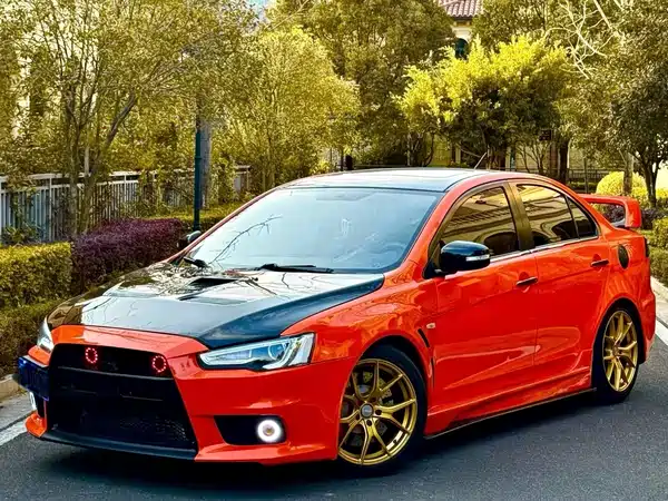 Mitsubishi Lancer EX 2013