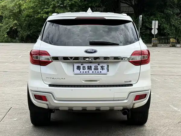 Ford Everest 2016
