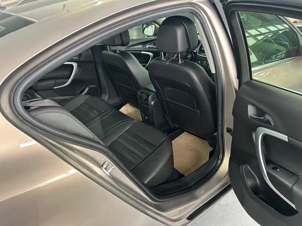Buick Regal 2014 — фото 15