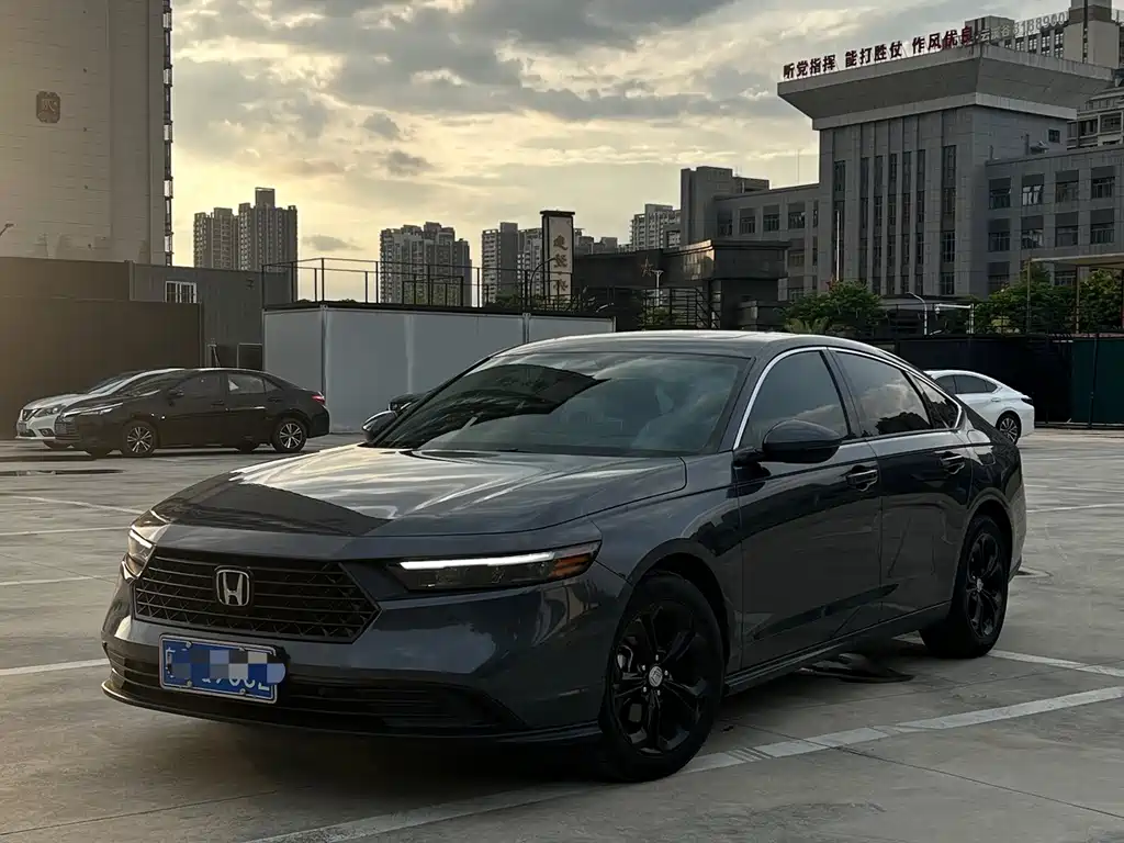 Honda Accord 2023 — фото 12