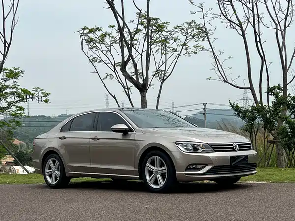 Volkswagen Lamando 2015