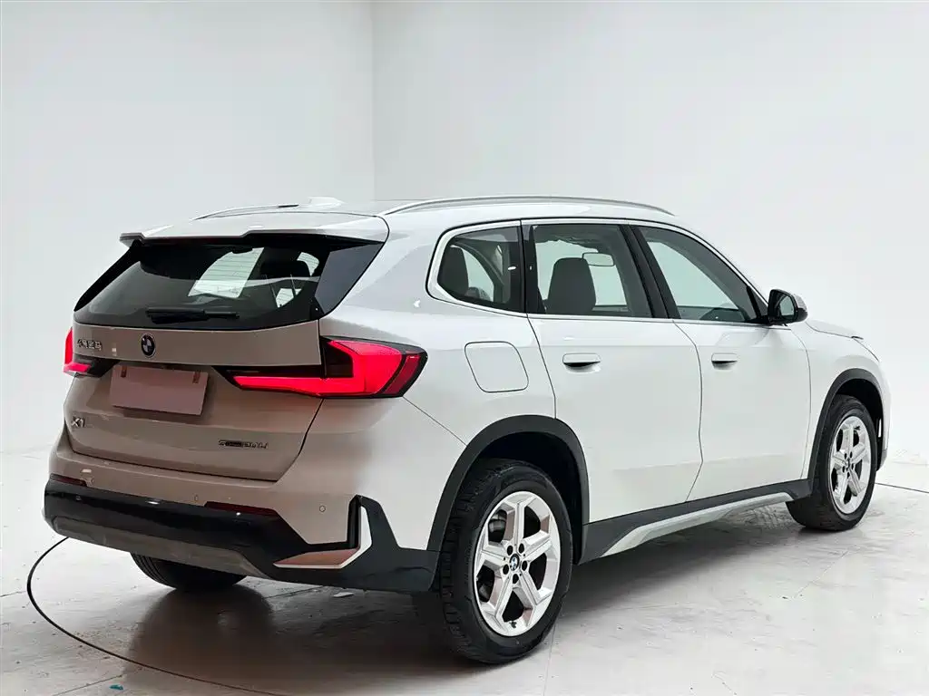 BMW X1 2023 — фото 6