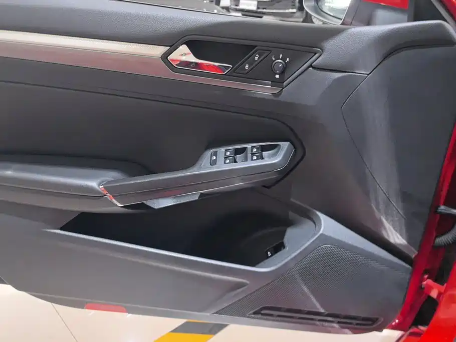 Volkswagen Lamando 2020