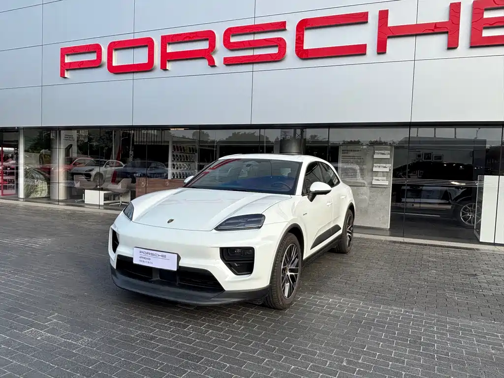 Porsche Macan EV 2025