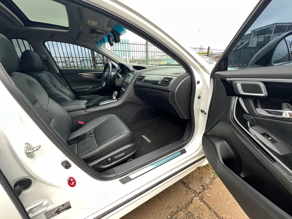 Honda Spirior 2017 — фото 14
