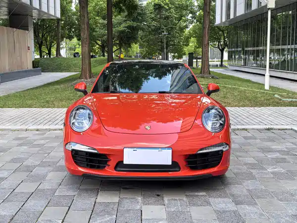 Porsche 911 2015