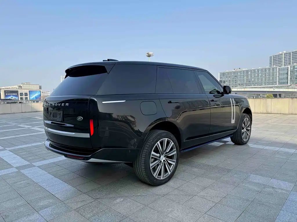 Land Rover Range Rover 2025 — фото 18