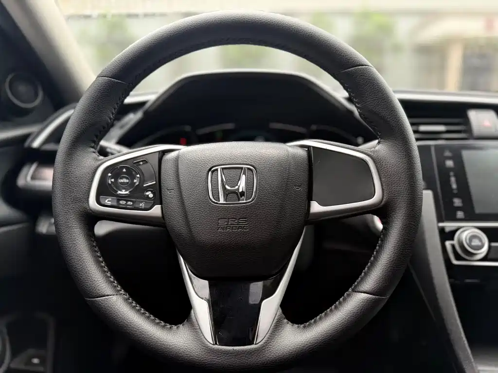 Honda Civic 2022 — фото 11