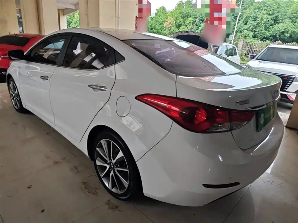 Hyundai Elantra Langdong 2015 — фото 5
