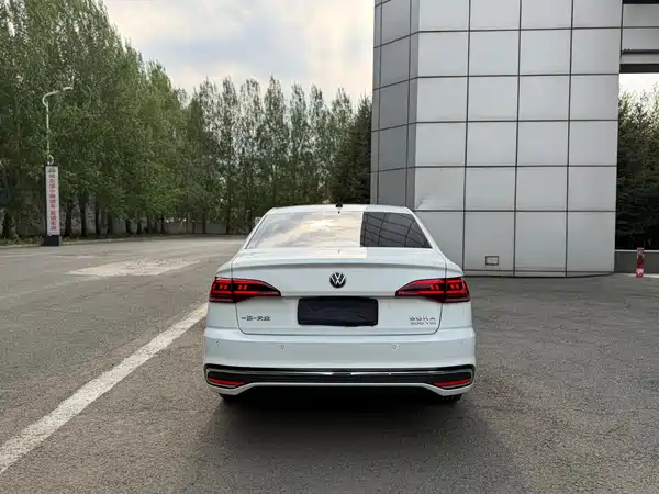 Volkswagen Bora 2023