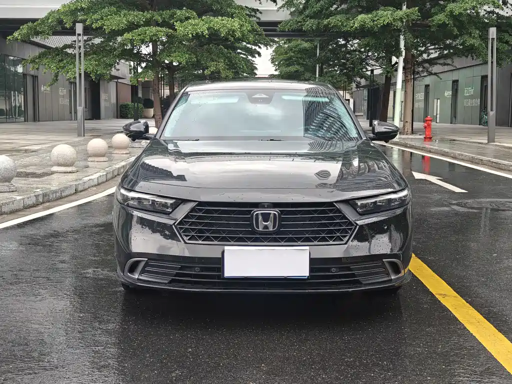 Honda Accord 2023 — фото 2