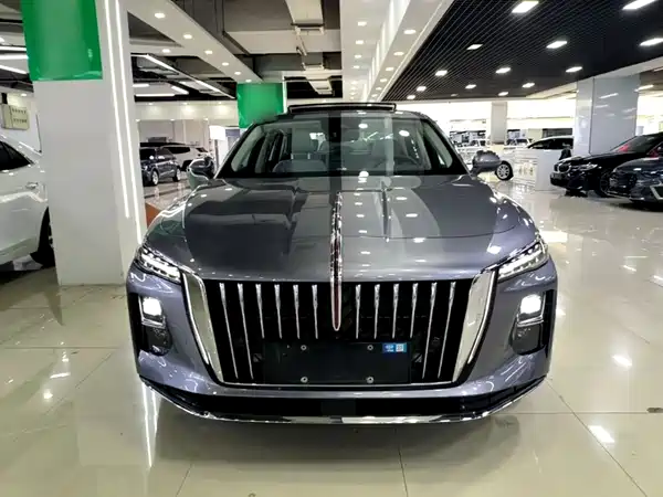 Hongqi H5 PHEV 2025
