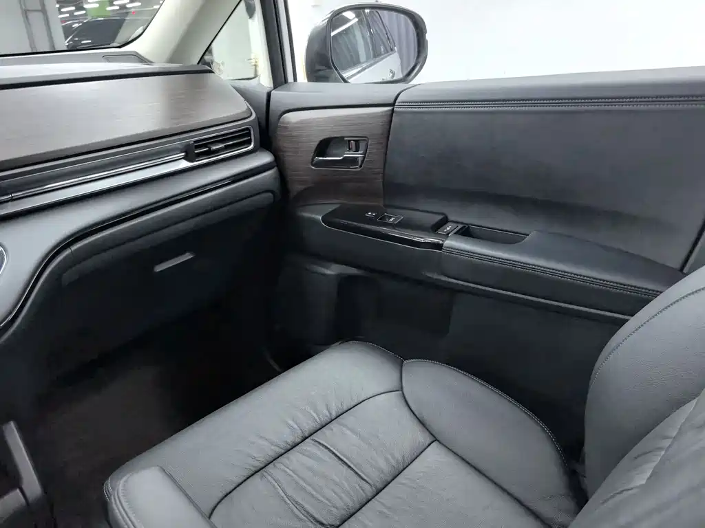 Honda Odyssey 2023 — фото 11