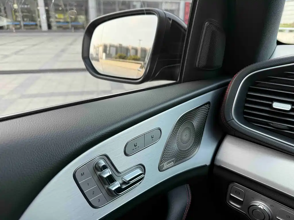 Mercedes-Benz GLE AMG 2023 — фото 11