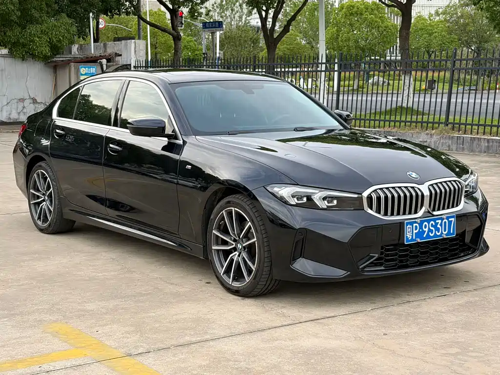 BMW 3 Series 2023