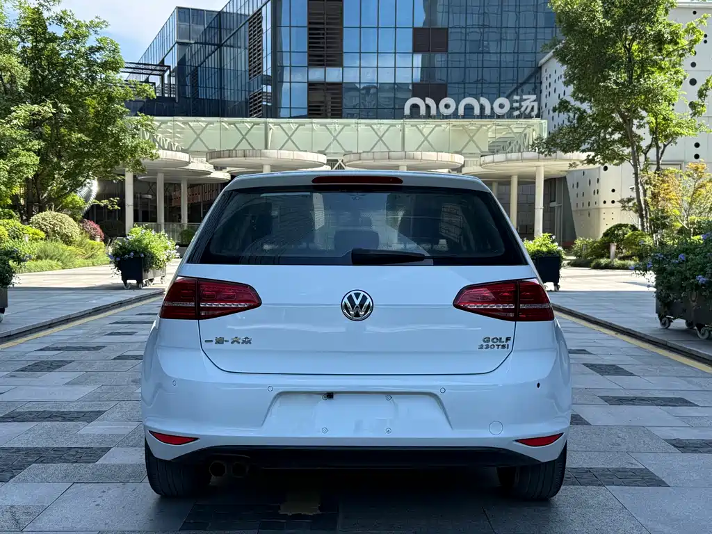 Volkswagen Golf 2016
