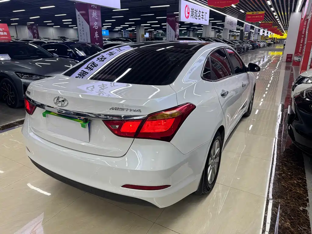Hyundai Mistra 2015 — фото 10