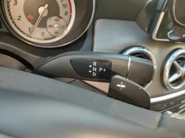Mercedes-Benz GLA 2016