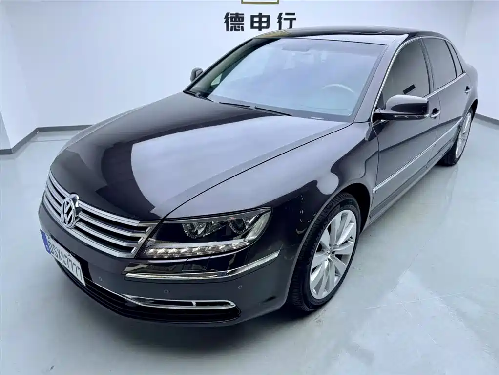 Volkswagen Phaeton 2012 — фото 1