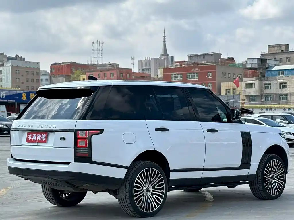 Land Rover Range Rover 2017 — фото 9
