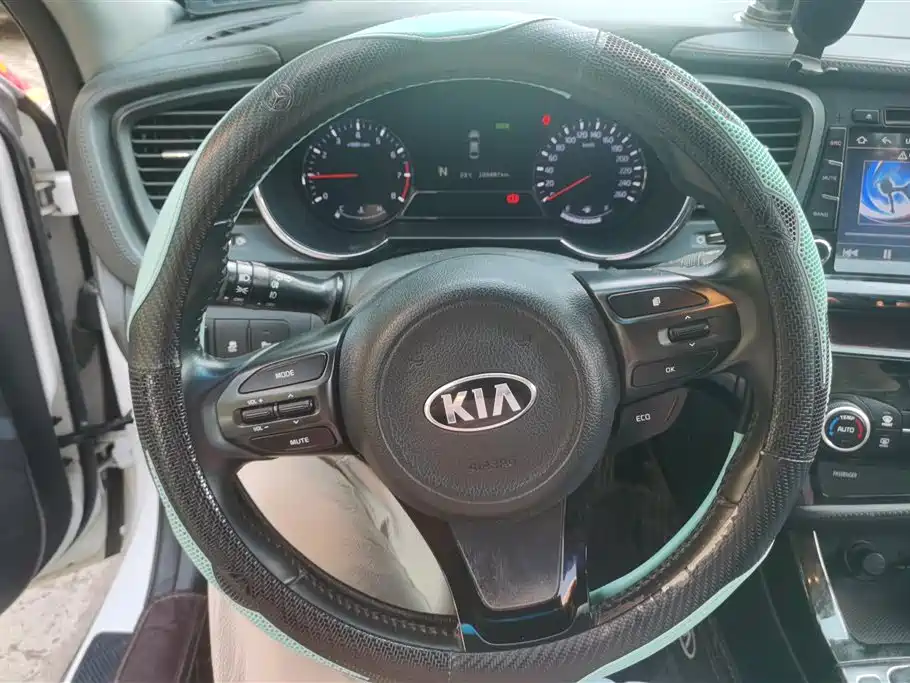 Kia K5 2015 — фото 15