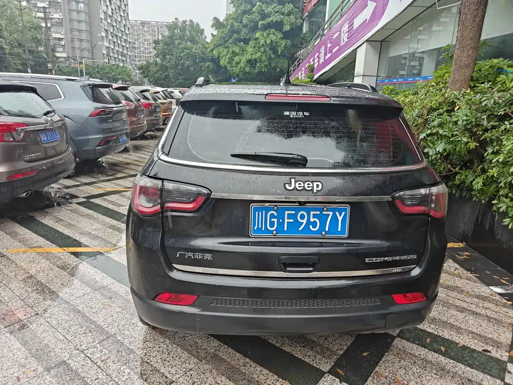 Jeep Compass 2020 — фото 3