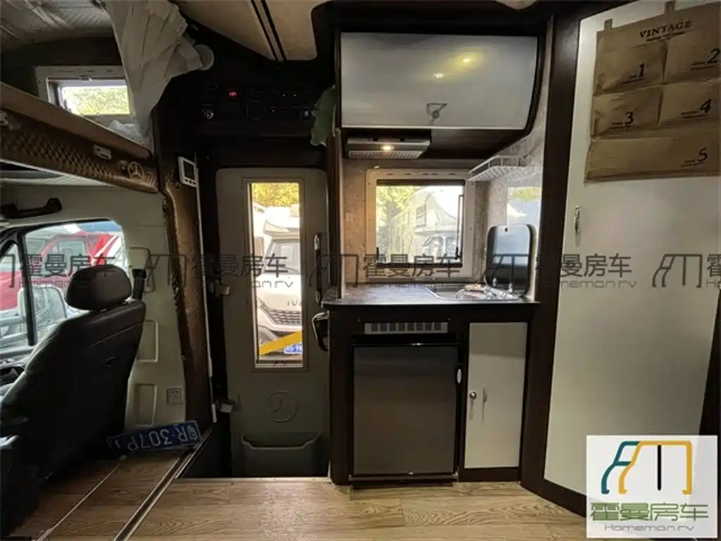 Zhongyi Sprinter RV 2016 — фото 9