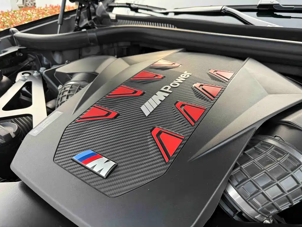 BMW X5 M 2025 — фото 9