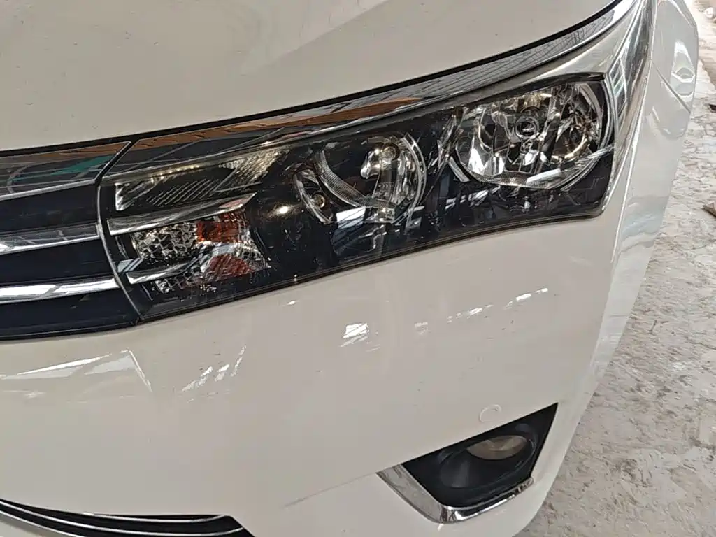 Toyota Corolla 2014 — фото 18