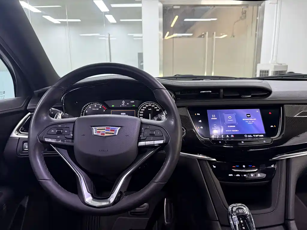 Cadillac XT6 2020 — фото 17