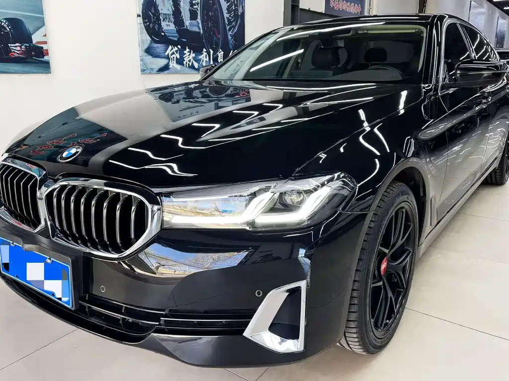 BMW 5 Series 2021