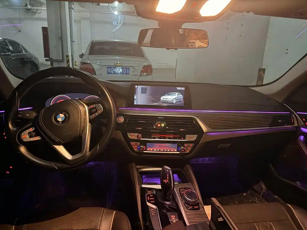 BMW 5 Series New Energy 2018 — фото 3