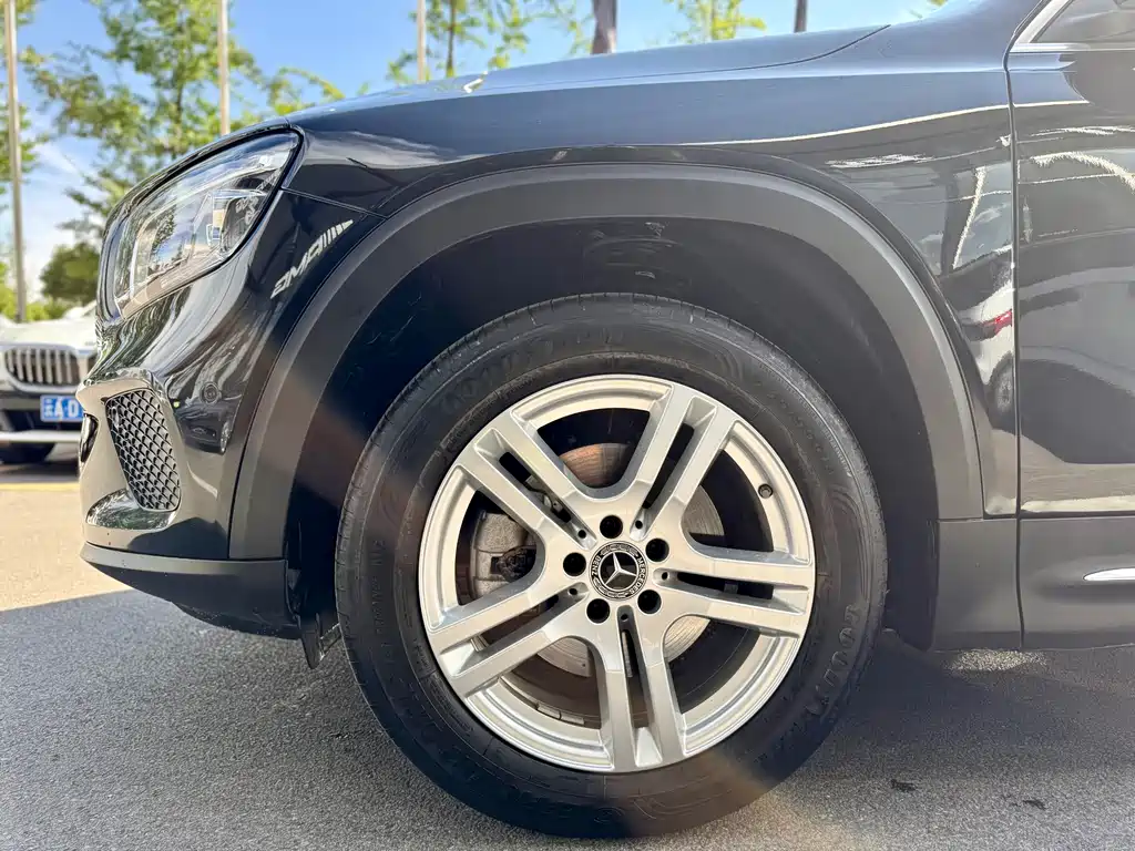 Mercedes-Benz GLB 2023 — фото 11
