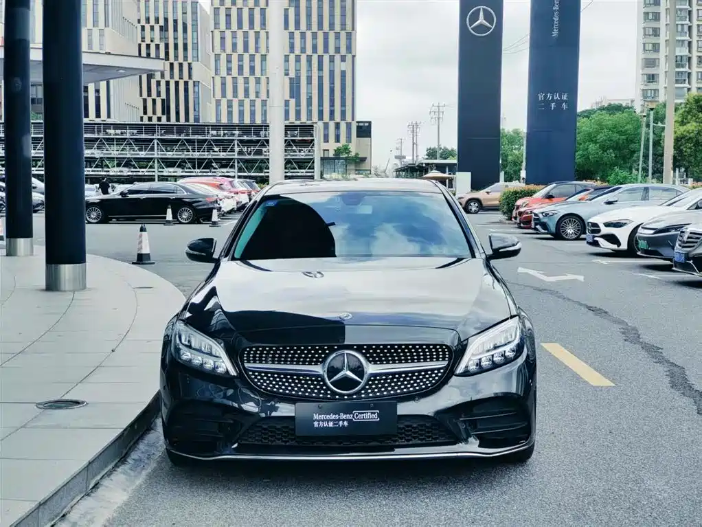 Mercedes-Benz C-Class 2020