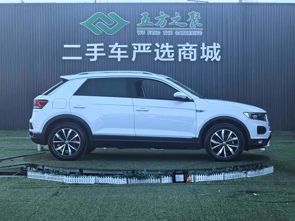 Volkswagen T-Roc 2019 — фото 7