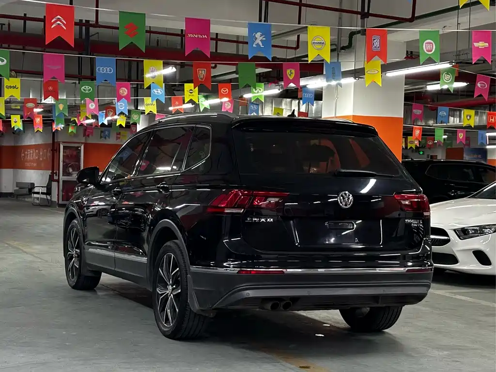 Volkswagen Tiguan L 2019 — фото 13
