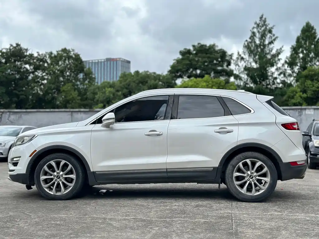 Lincoln MKC 2015 — фото 10