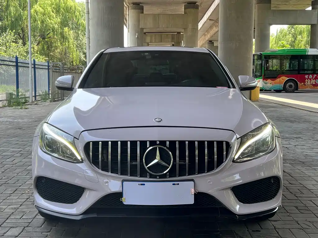 Mercedes-Benz C-Class 2017 — фото 2
