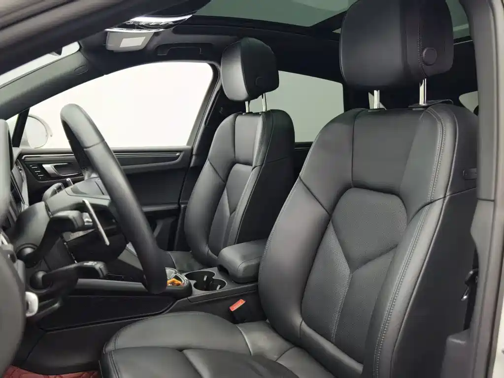 Porsche Macan 2023 — фото 12