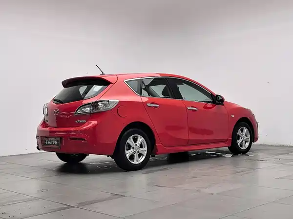 Mazda 3 Xingcheng 2012