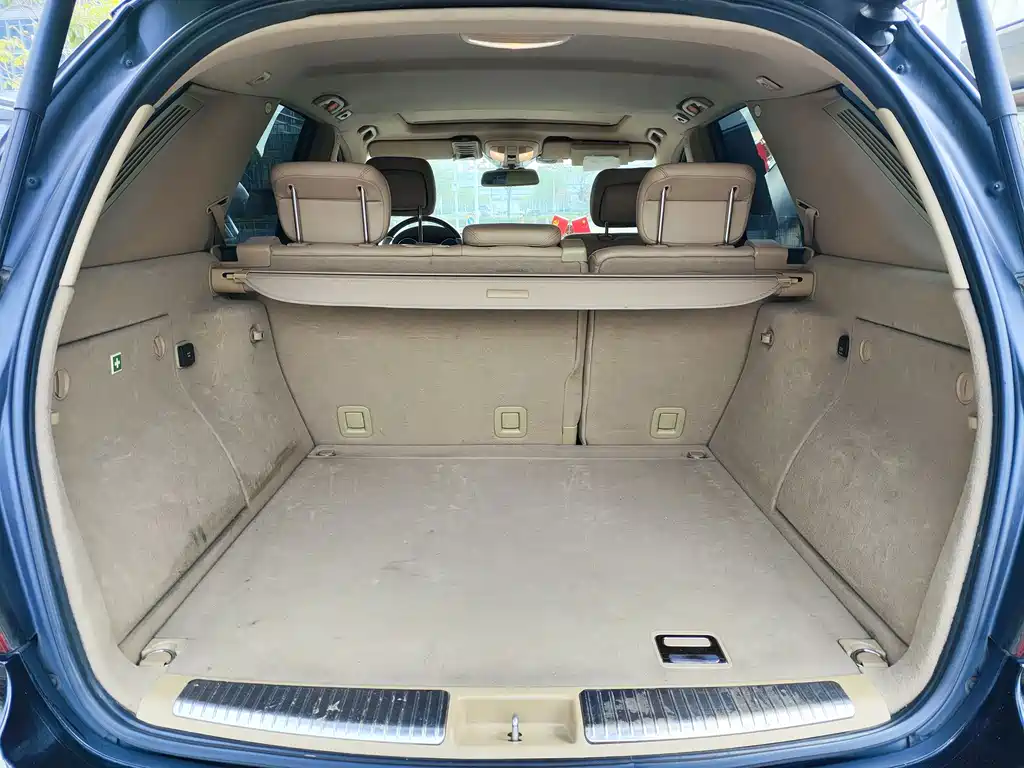 Mercedes-Benz M-Class 2011 — фото 14