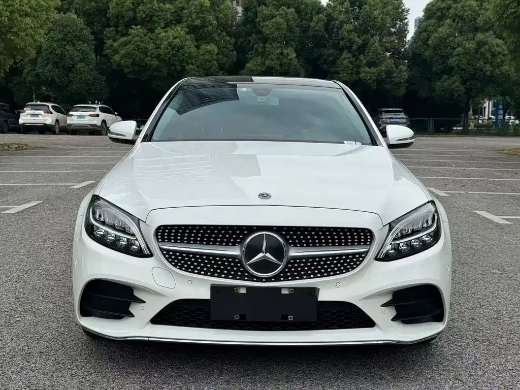 Mercedes-Benz C-Class 2020