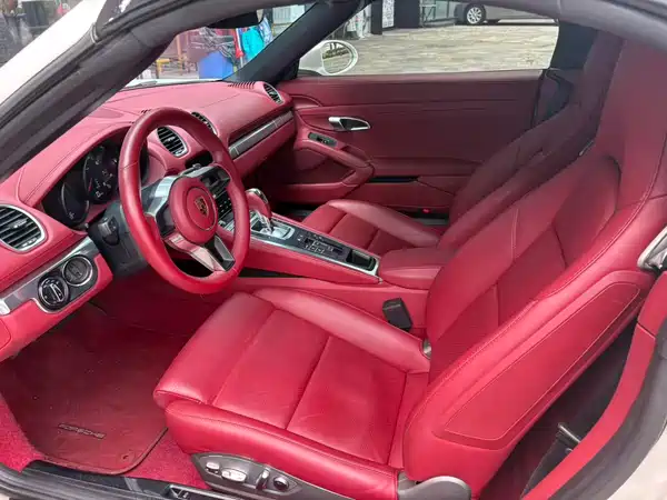 Porsche 718 2018