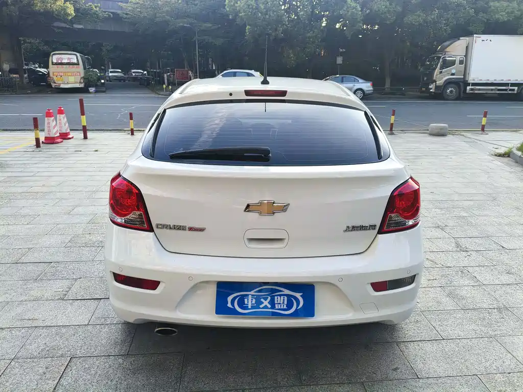 Chevrolet Cruze 2014 — фото 11