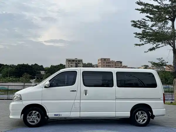 Jinbei Grace 2010