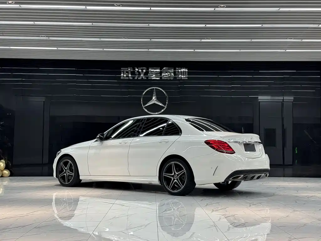Mercedes-Benz C-Class 2017 — фото 4