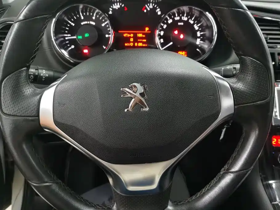 Peugeot 3008 2015 — фото 15