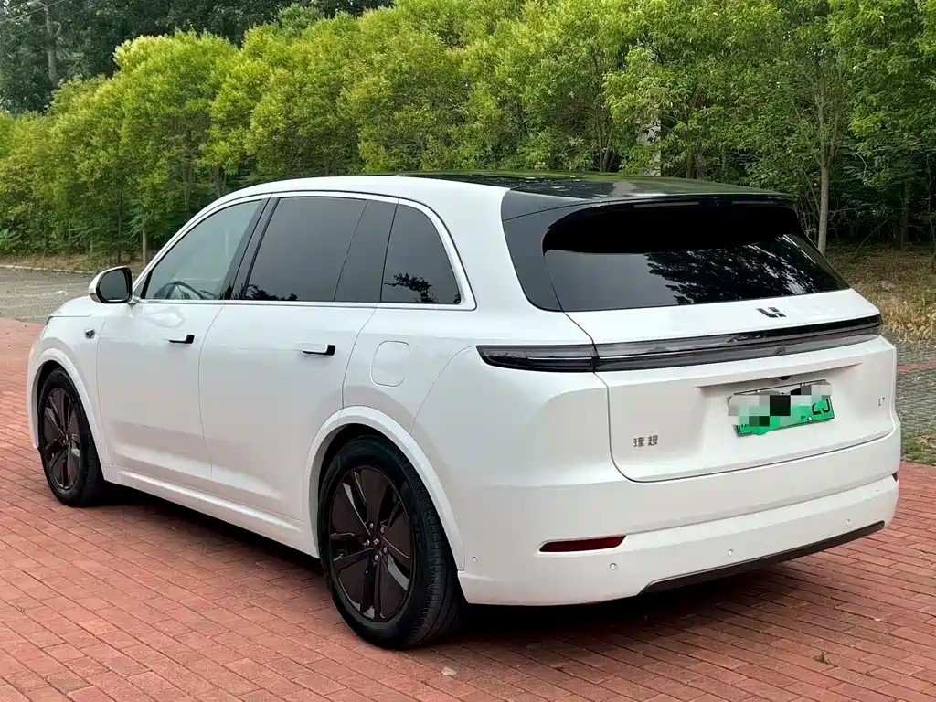 Li Auto Li L7 2024