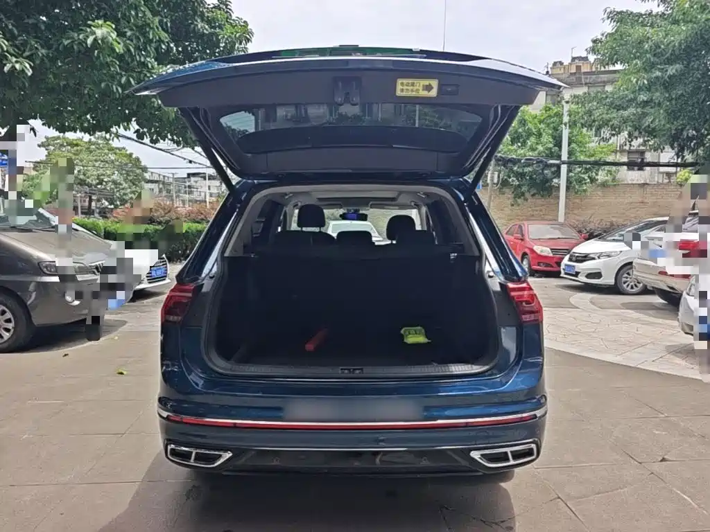 Volkswagen Tiguan L 2022 — фото 19