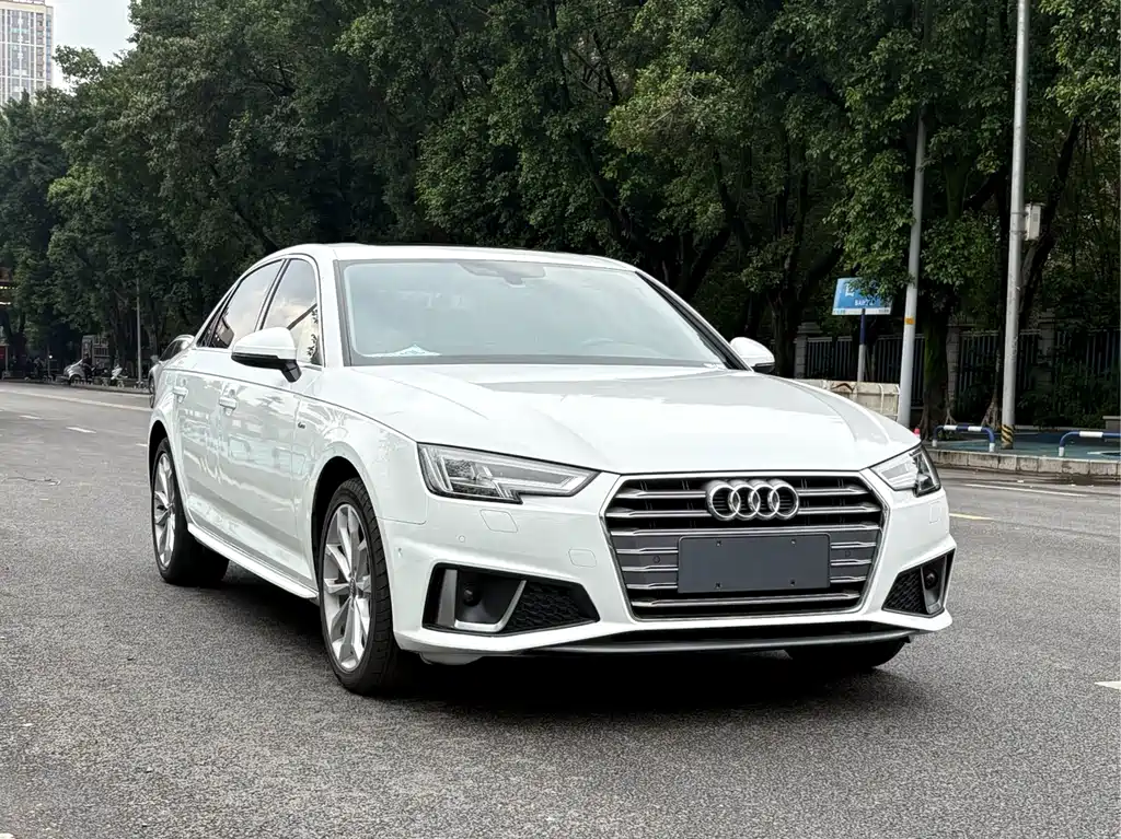 Audi A4L 2019 — фото 3